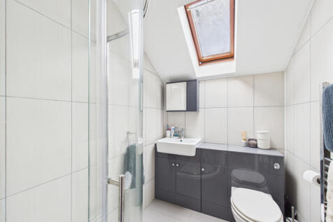 CAM01354G0-PR0578-STILL008