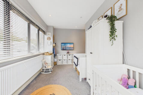 CAM02909G0-PR0492-STILL002