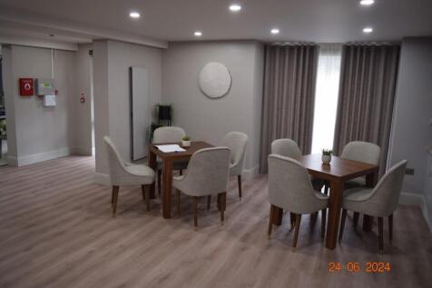 Communal Dining Area