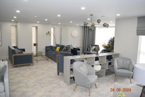 Communal Lounge