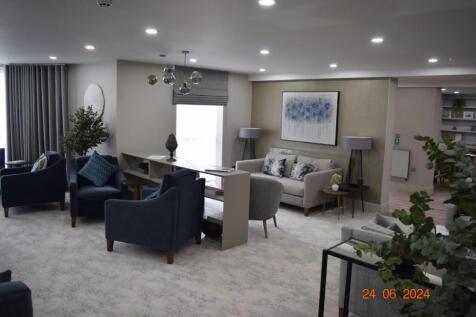 Communal Lounge