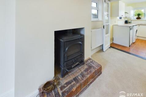 Log Burner.jpg