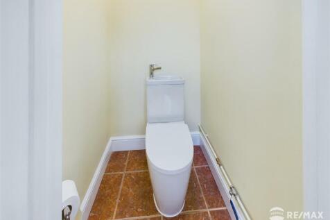 Ground Floor WC.jpg