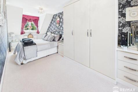Bedroom 2.jpg