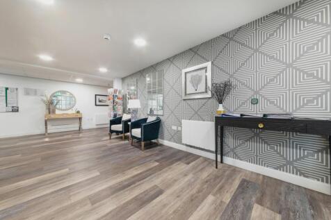 Communal Entrance Hall