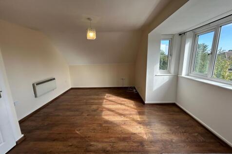 Lounge / Din / Kitchen