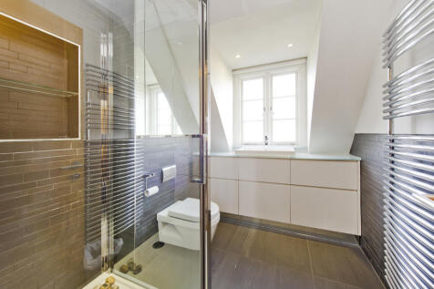 Top Floor Bathroom