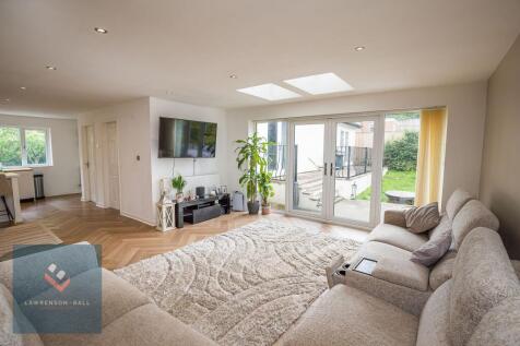Open Plan Kitchen/Dining/Living Room