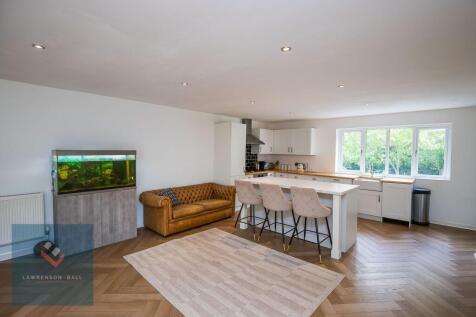 Open Plan Kitchen/Dining/Living Room