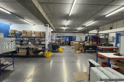 Internal Photo 2.jpg