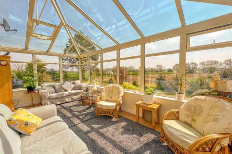 Robies Gorse Farmhouse - Image-22.jpg