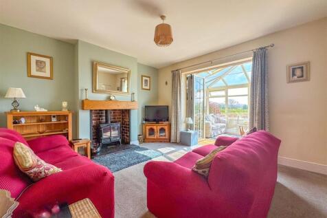 Robies Gorse Farmhouse - Image-9.jpg