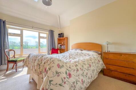 Robies Gorse Farmhouse - Image-42.jpg