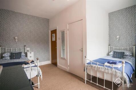 Plymouth Bedroom (1).jpg