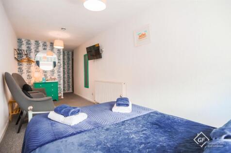 Fair Isle Bedroom (4).jpg