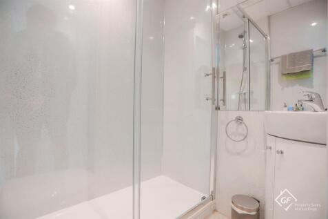 Fisher Shower room.jpg