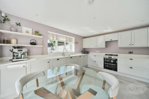 dce9eb03-4e79-40a...