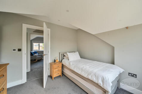 bfd66d4f-1ba7-479...