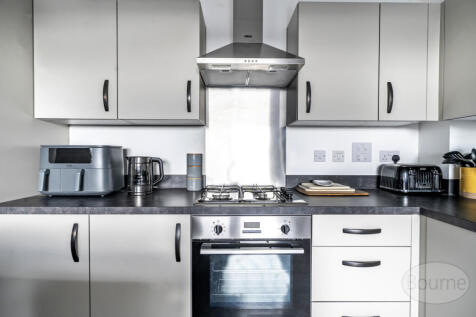 d9abfdf2-a6fb-43d...