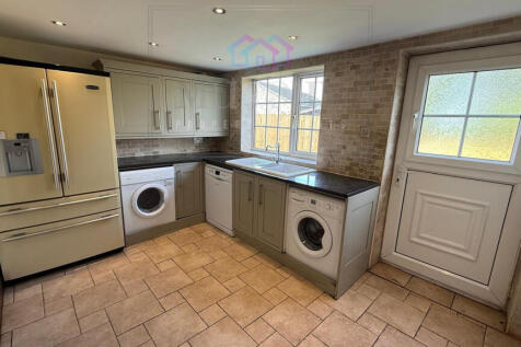 WhatsApp Image 2025-04-22 at 18.14.36_bf568066