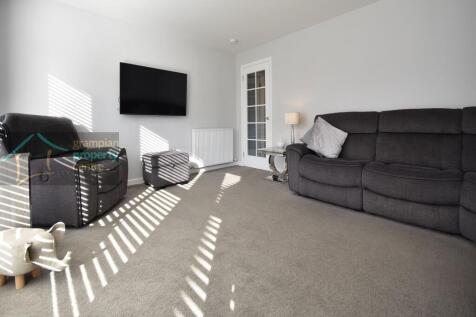 lounge 2 .JPG