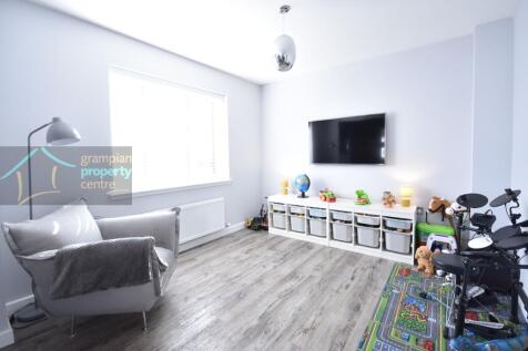 family room.JPG