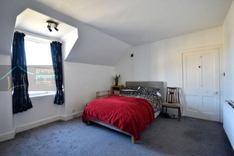 bed 3.JPG