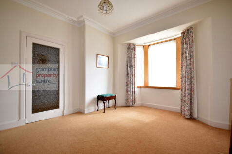sitting room 2.JPG