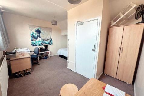 WhatsApp Image 2024-05-08 at 15.29.24 (1).jpeg