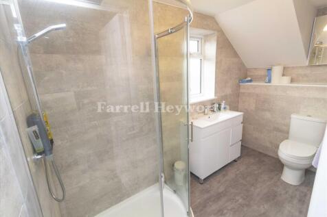 Shower En Suite