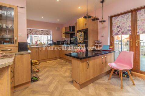 Breakfast Kitchen im