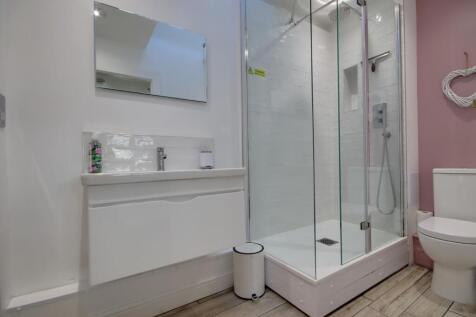 Ensuite Shower