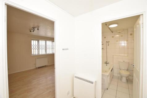 Entrance hall copy.jpg