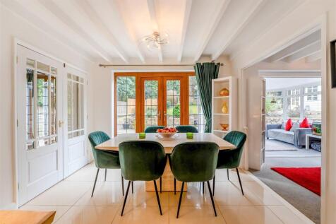 8639429-interior15.jpg