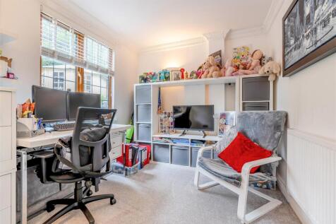 8639429-interior12.jpg