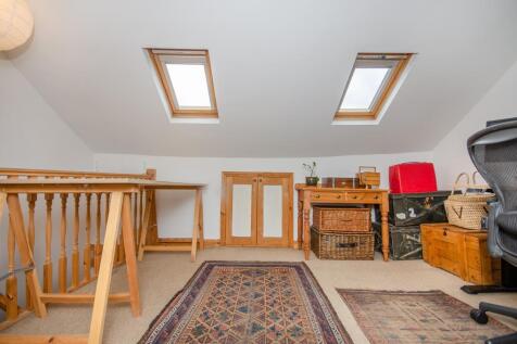 Roseberry Park-03.jpg