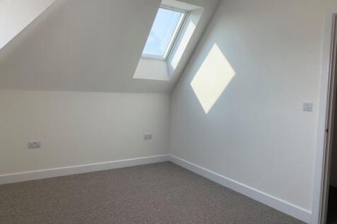 119996122_3704987541