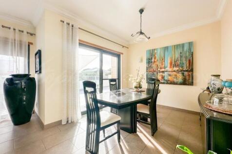 Quarteira 4 Bed Semi-Detached Property For Sale (22)