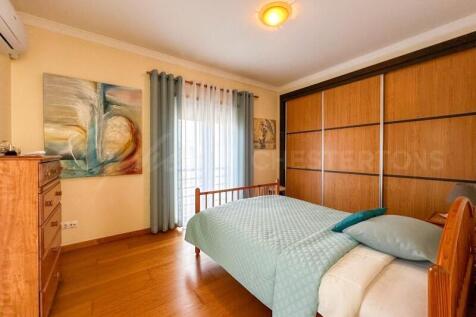 Quarteira 4 Bed Semi-Detached Property For Sale (7)