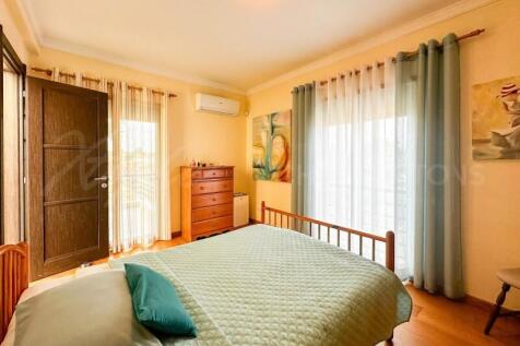 Quarteira 4 Bed Semi-Detached Property For Sale (10)