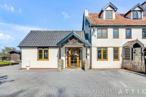 3 Town Farm Cottages, Chediston IP19 OBE (9).jpg