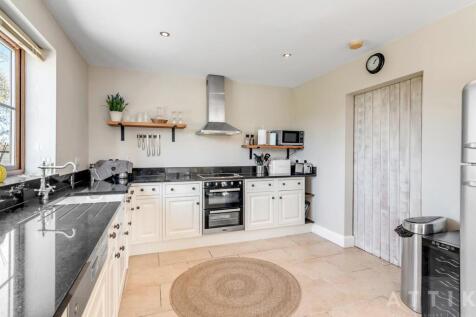 3 Town Farm Cottages, Chediston IP19 OBE (20).jpg