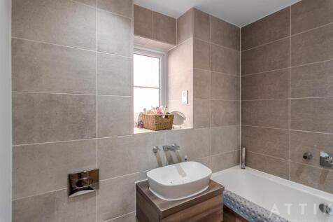 30 Horseshoe road, hethersett, NR9 3PA (27).jpg