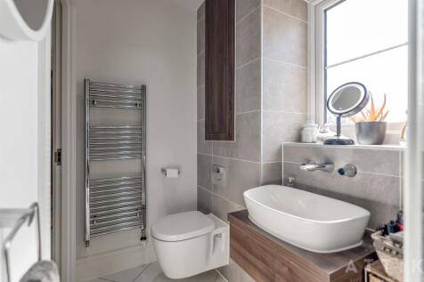 30 Horseshoe road, hethersett, NR9 3PA (35).jpg