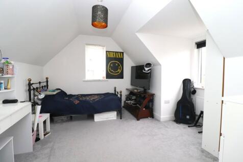 top bedroom 2