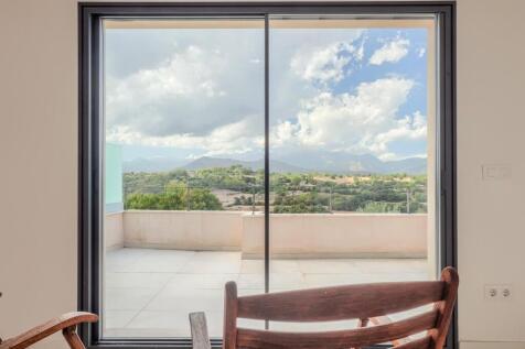 Bedroom 2 with en su