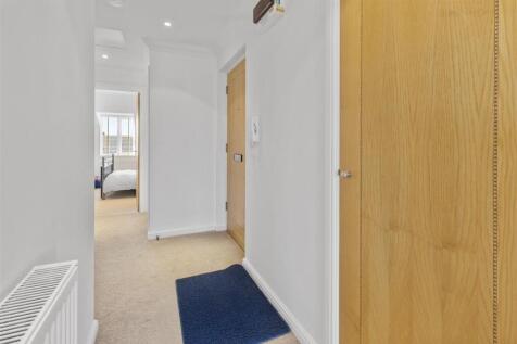 entrance hall.jpg