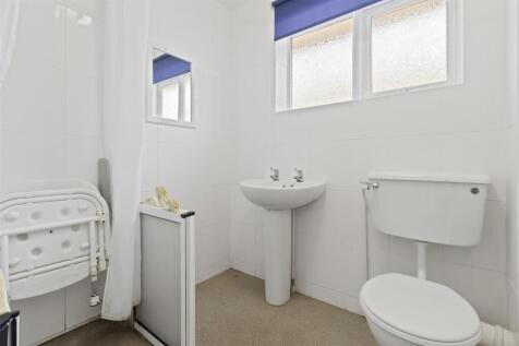shower room #2.jpg