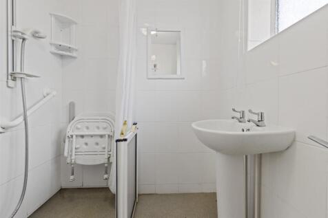 shower room.jpg