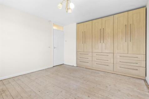 bedroom one #3.jpg